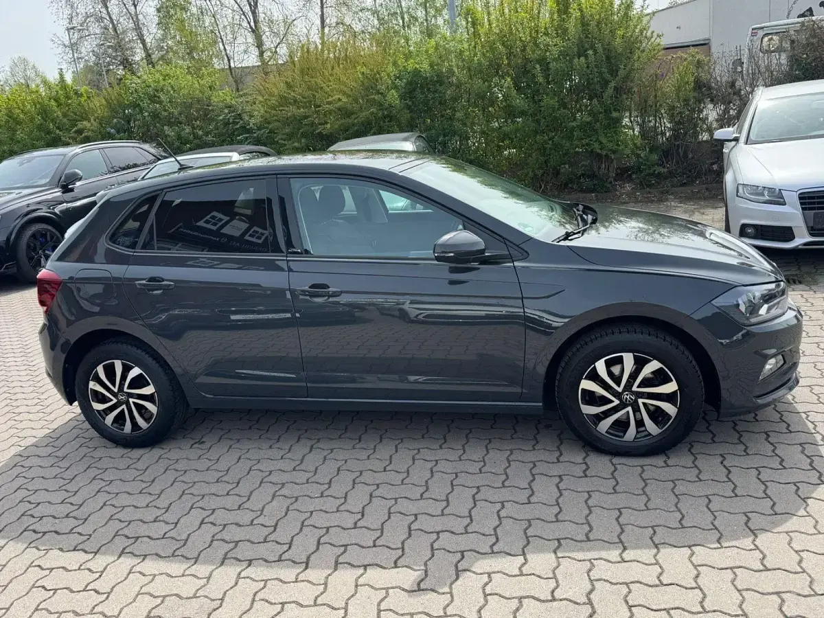 Gebraucht VW Polo 110 PS (80 kW) 2021 Grau Kleinwagen