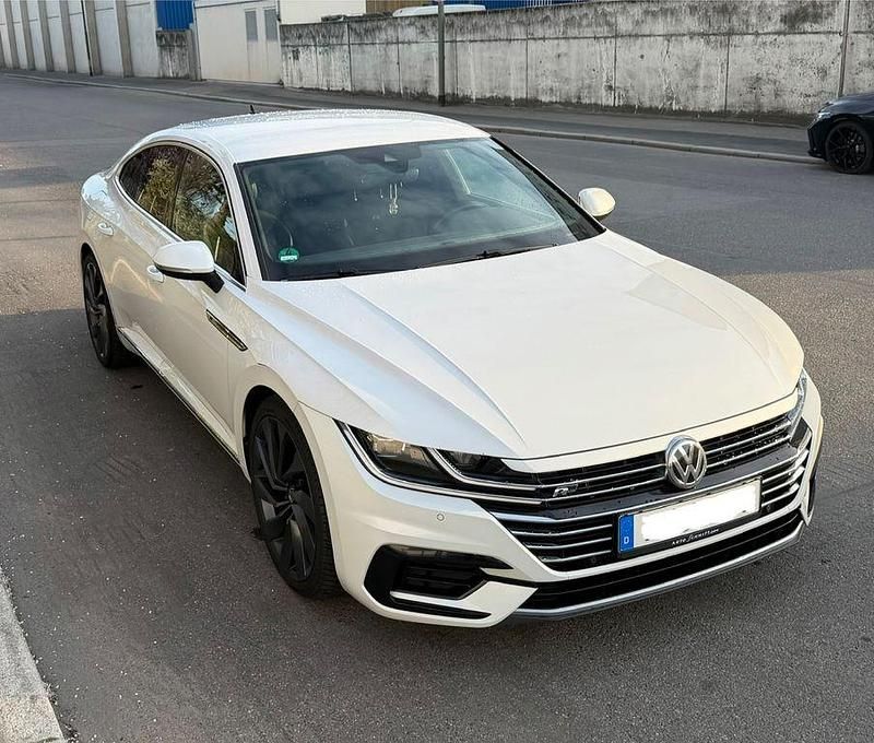 Gebraucht VW Arteon R-line 190 PS (139 kW) 2018 Weiß Kleinwagen