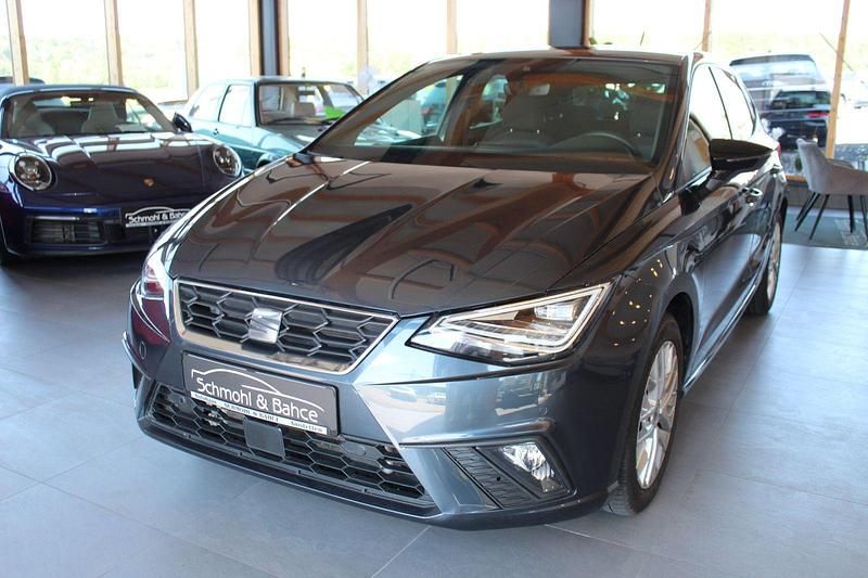 Grau Gebraucht 2024 Seat Ibiza FR-Line Kleinwagen | 16.990 € (Superpreis) - Bild 1/4