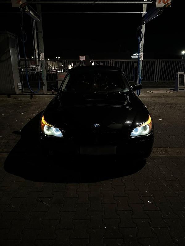 Gebraucht BMW 525 177 PS (130 kW) 2005 Schwarz Limousine