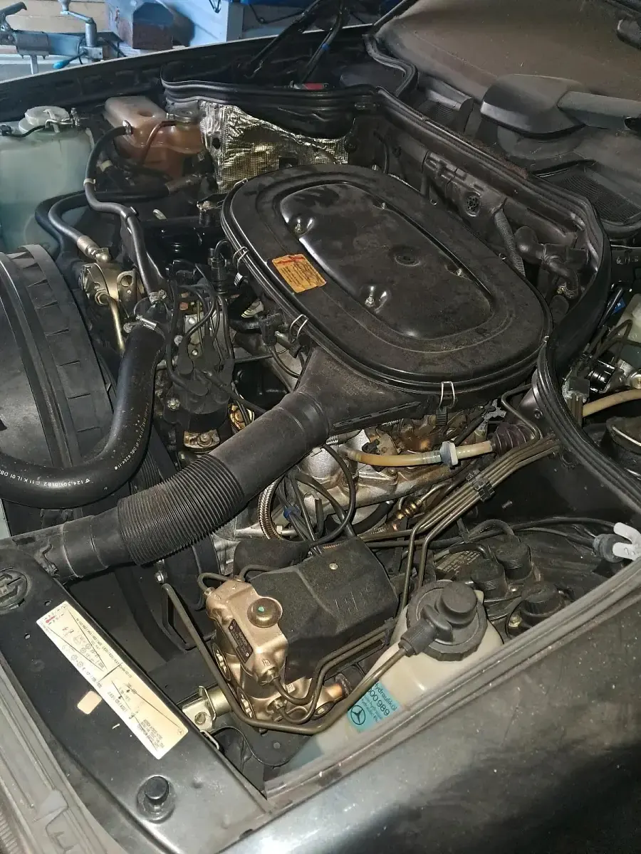 Gebraucht Mercedes 230 136 PS (100 kW) 1991 Schwarz Kombi