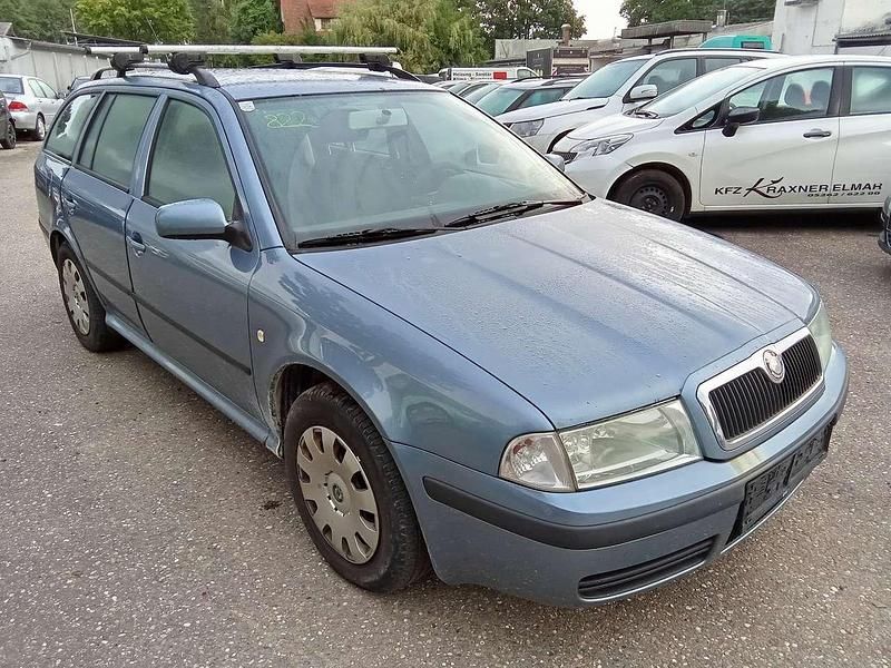 Gebraucht Skoda Octavia Tour 101 PS (74 kW) 2007 Grau Kombi