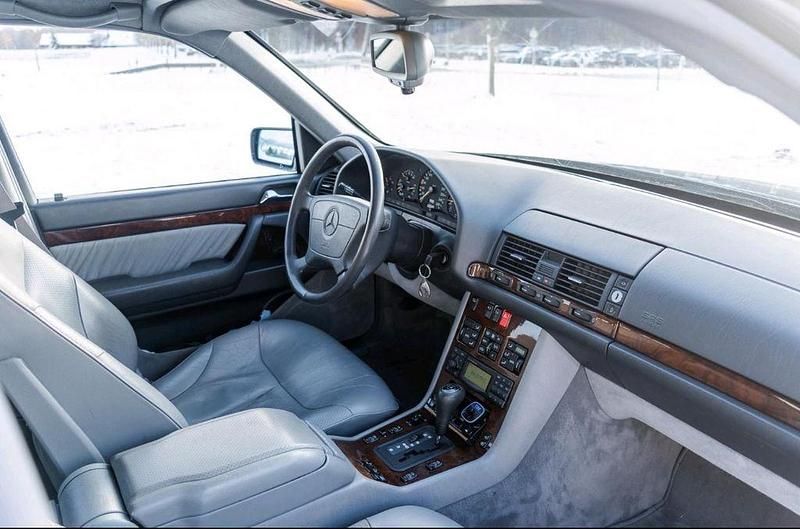 Gebraucht Mercedes S320 231 PS (169 kW) 1995 Blau Limousine