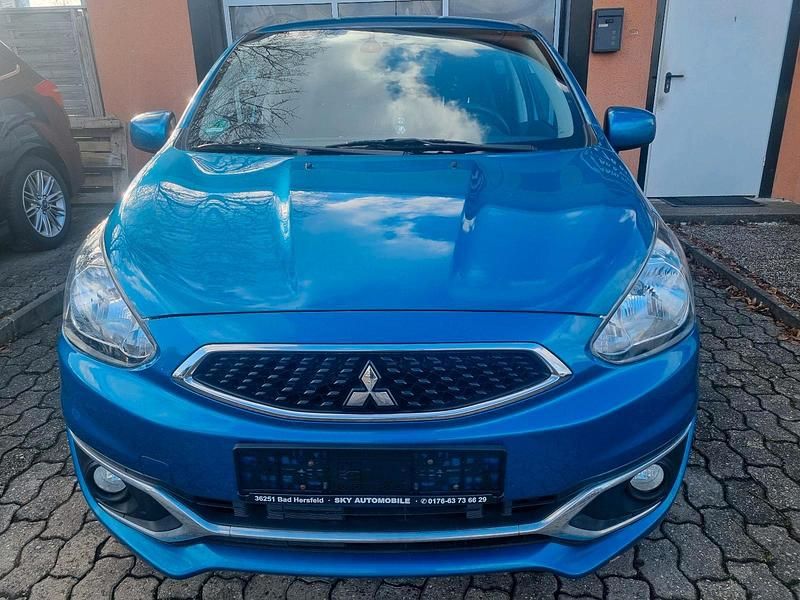 Gebraucht Mitsubishi Space Star Top 80 PS (58 kW) 2018 Blau Kleinwagen