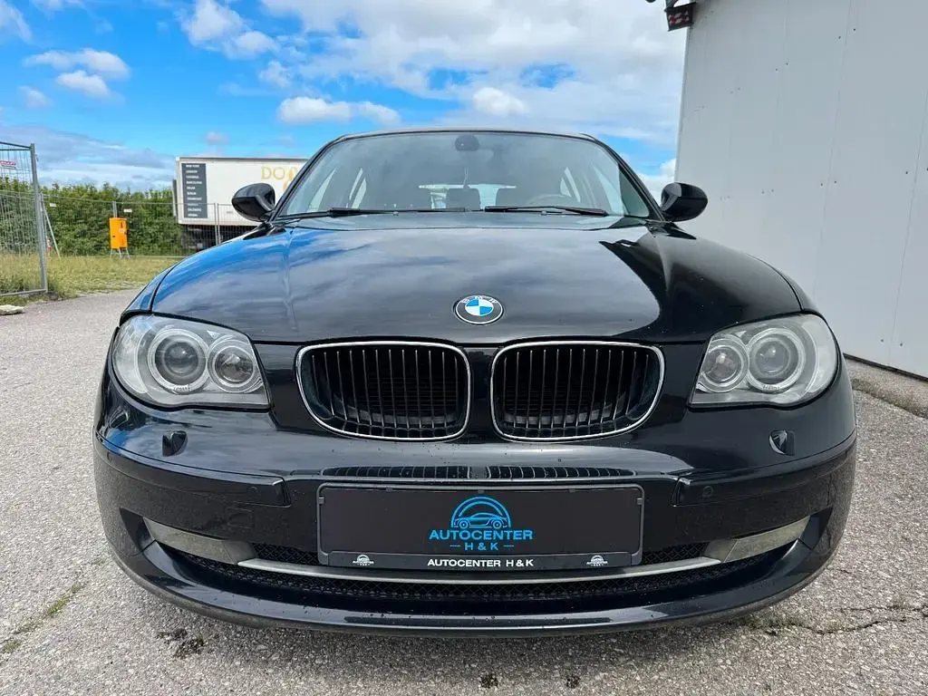 Gebraucht BMW 118 Advantage 143 PS (105 kW) 2009 Schwarz Kleinwagen
