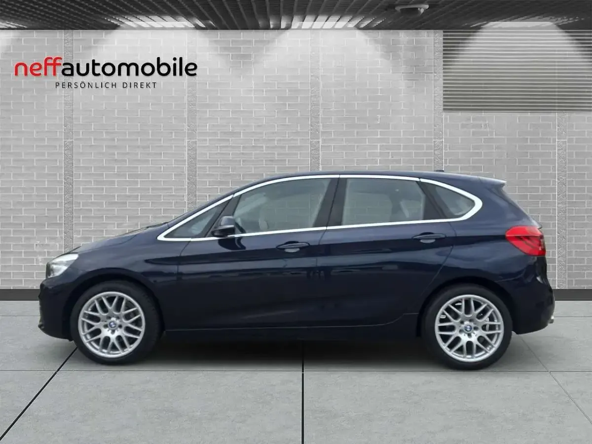Gebraucht BMW 218 Luxury Line 150 PS (110 kW) 2016 Imperialblau brillant Van / Kleinbus