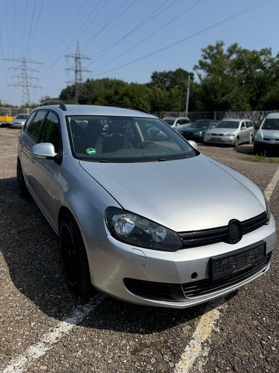 Silber Gebraucht 2012 VW Golf VI Trendline Kombi | 2.750 € (Guter Preis) - Bild 1/4