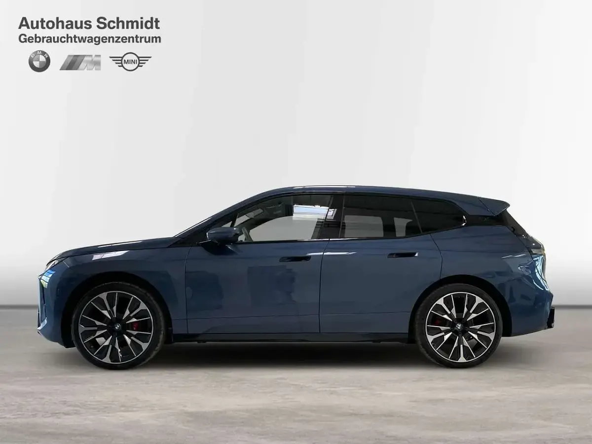 Gebraucht BMW iX M Sport 400 kW (544 PS) 2025 Arctic race blue SUV