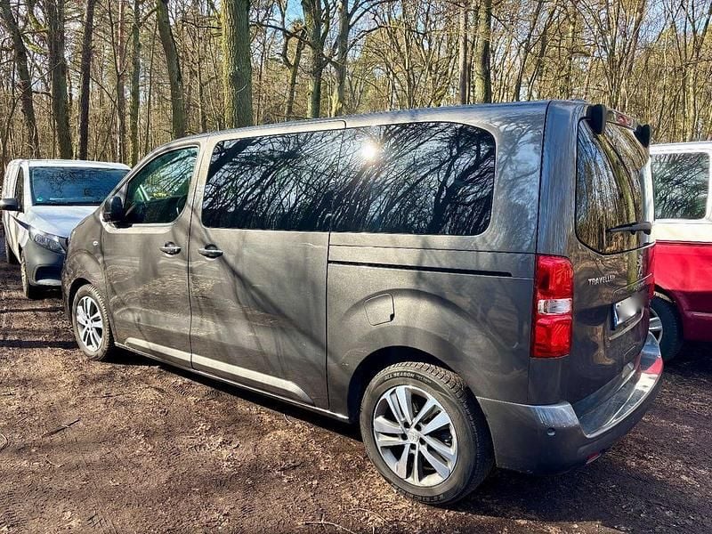 Gebraucht Peugeot Traveller Allure 177 PS (130 kW) 2022 Schwarz Van / Kleinbus