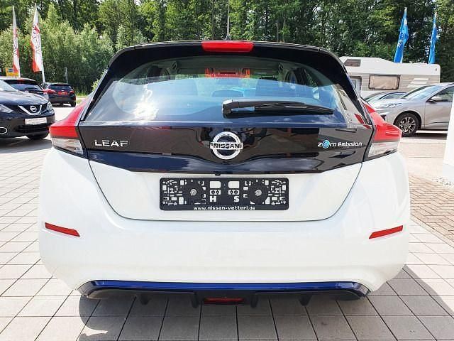 Gebraucht Nissan Leaf Acenta 89 kW (122 PS) 2019 Weiß Kleinwagen