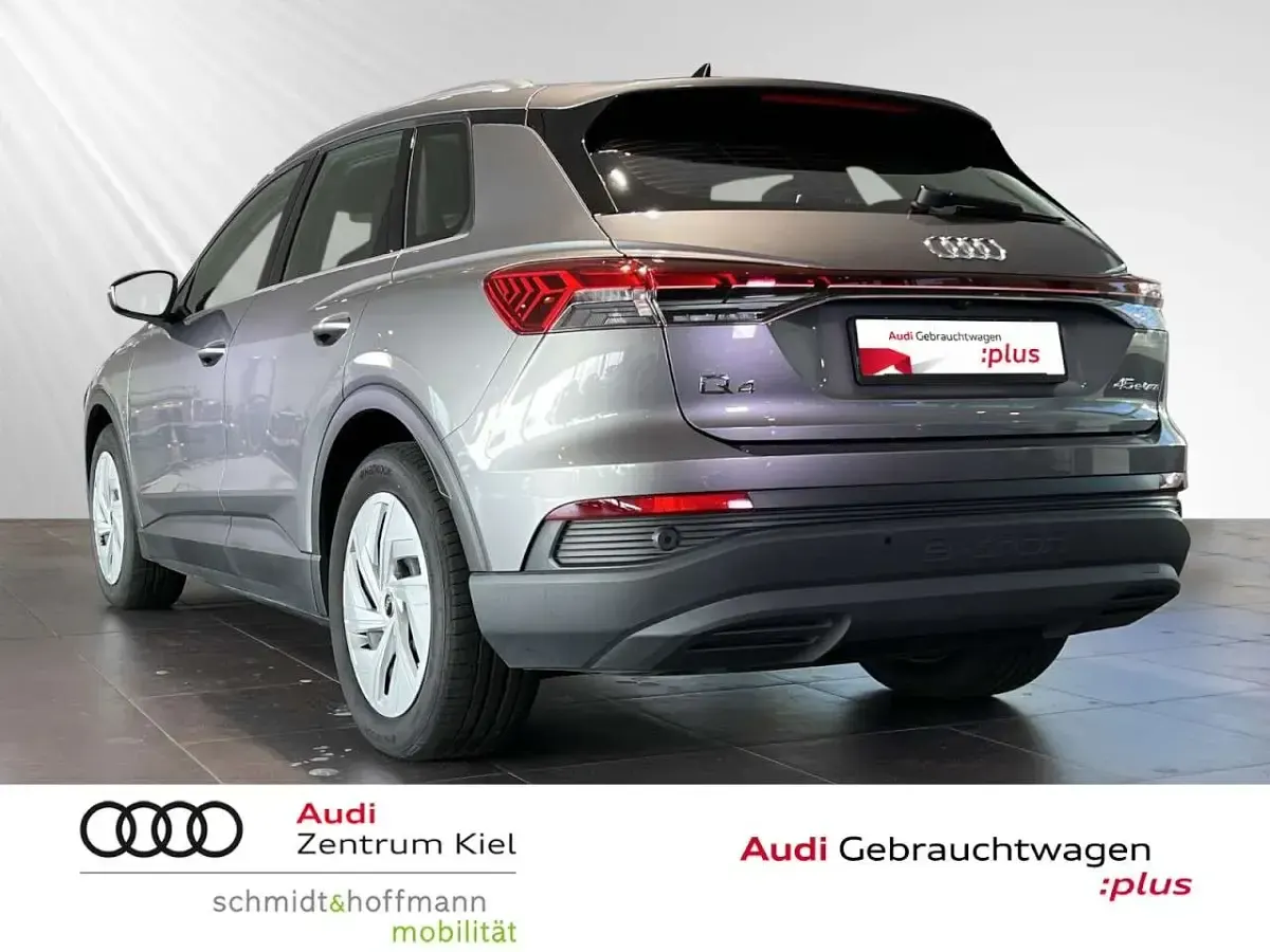 Gebraucht Audi Q4 e-tron Comfort 210 kW (286 PS) 2025 Taifungrau SUV