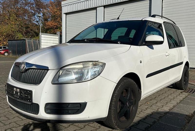 Weiß Gebraucht 2009 Skoda Roomster Van / Kleinbus | 1.999 € (Fairer Preis) - Bild 1/4