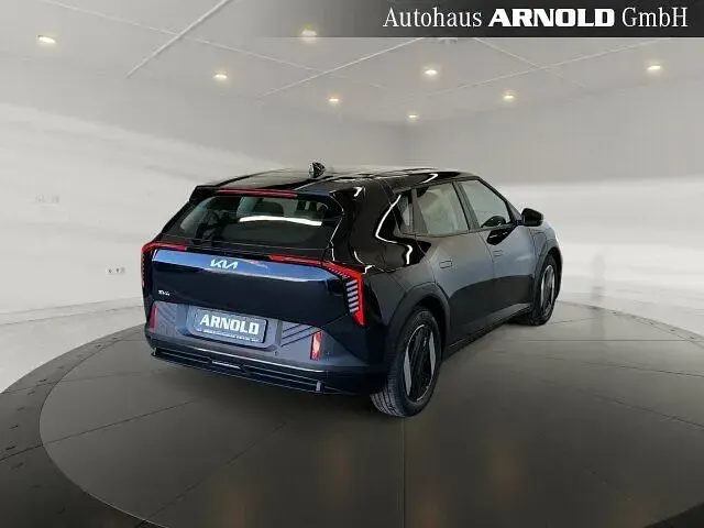Neu Kia EV4 Air 150 kW (204 PS) 2025 Grau (wolfgrau) Kleinwagen