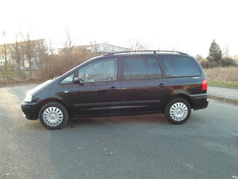 Gebraucht VW Sharan Family 116 PS (85 kW) 2003 Schwarz Van / Kleinbus