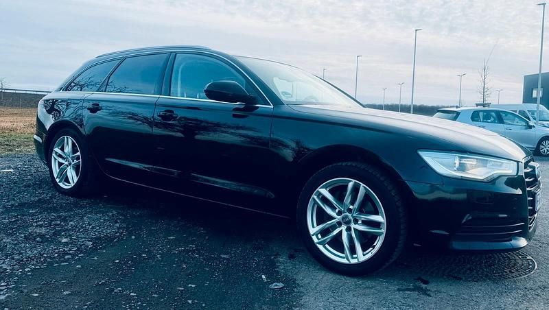 Gebraucht Audi A6 Ambiente 205 PS (150 kW) 2013 Schwarz Kombi