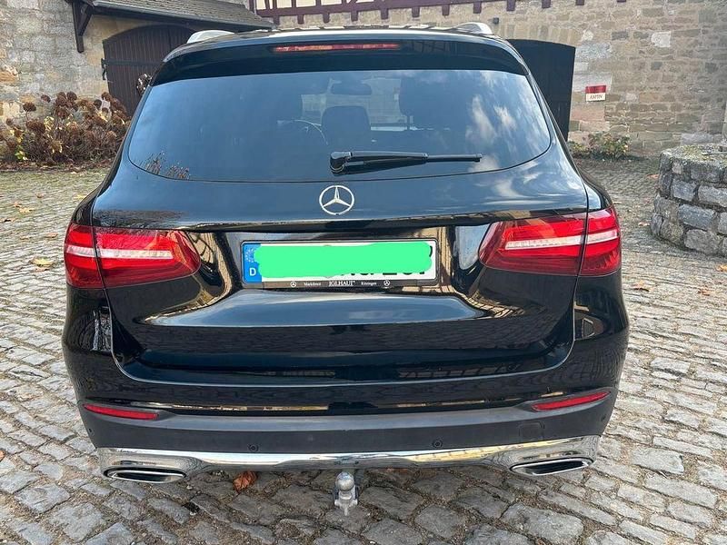 Gebraucht Mercedes GLC250 204 PS (150 kW) 2018 Schwarz SUV