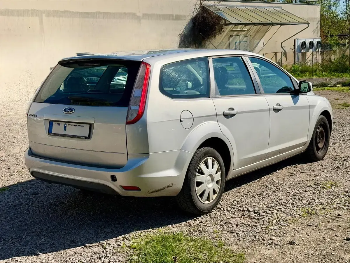 Usata Ford Focus 101 CV (74 kW) 2009 Argento Station wagon