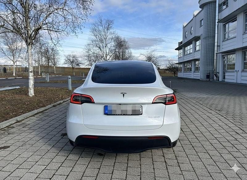 Gebraucht Tesla Model Y 378 kW (514 PS) 2023 Weiß SUV