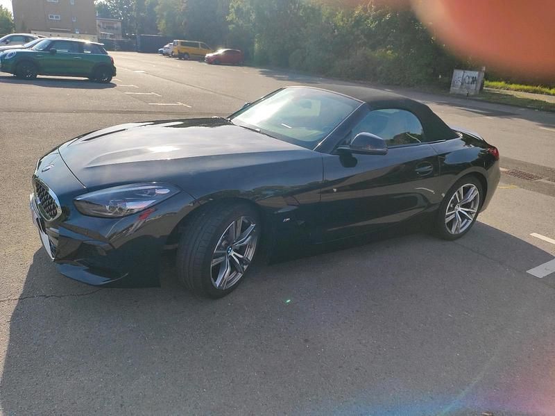 Schwarz Gebraucht 2022 BMW Z4 M Sport Cabrio | 38.000 € (Fairer Preis) - Bild 1/4