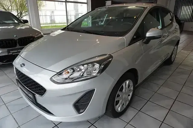 Second-hand Ford Fiesta 75 CP (55 kW) 2020 Argintiu Hatchback