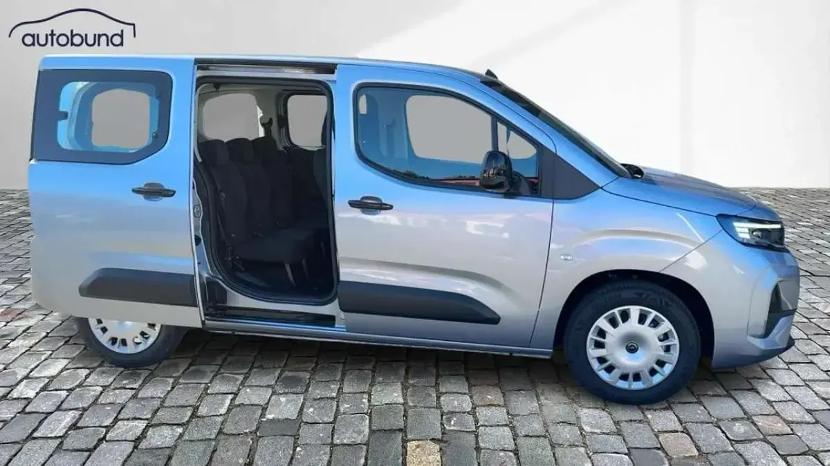 Nouvelle Opel Combo Edition+ 110 ch (80 kW) 2026 Gris Monospace