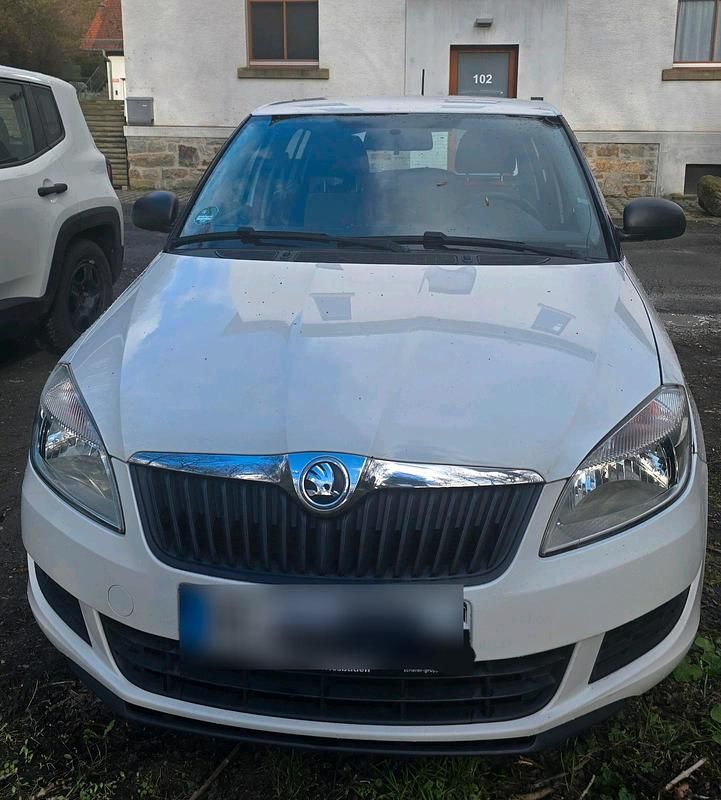 Gebraucht Skoda Fabia 60 PS (44 kW) 2014 Weiß Kleinwagen