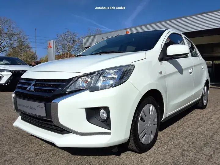 Amarenarot (m) Gebraucht 2020 Mitsubishi Space Star Top Kleinwagen | 13.838 € (Etwas zu teuer) - Bild 1/4