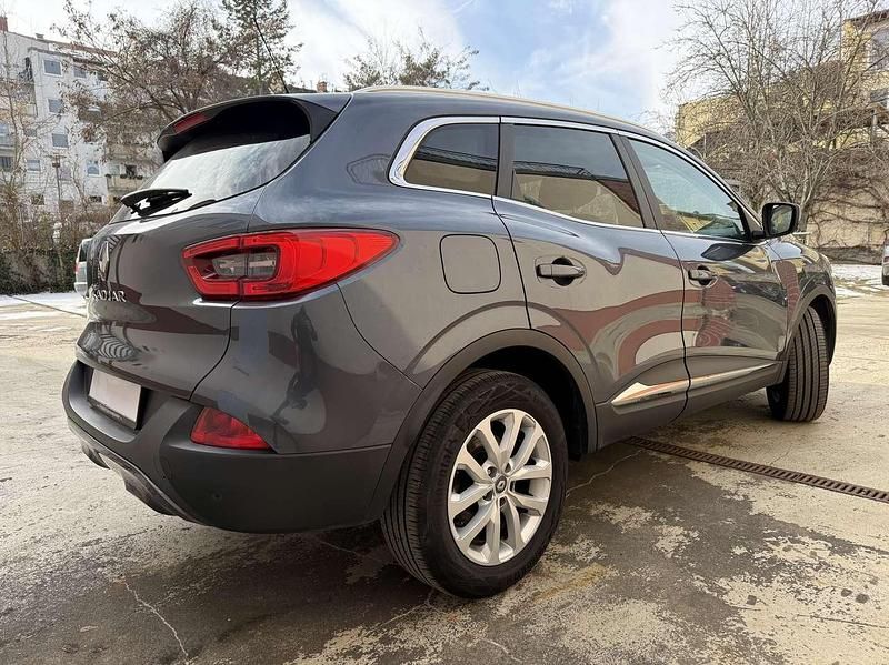 Gebraucht Renault Kadjar Life 131 PS (96 kW) 2016 Titangrau SUV