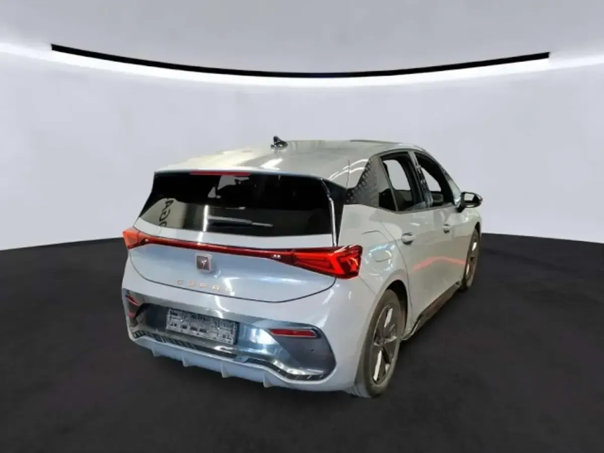Gebraucht Cupra Born 150 kW (204 PS) 2024 Vaporgrau Kleinwagen
