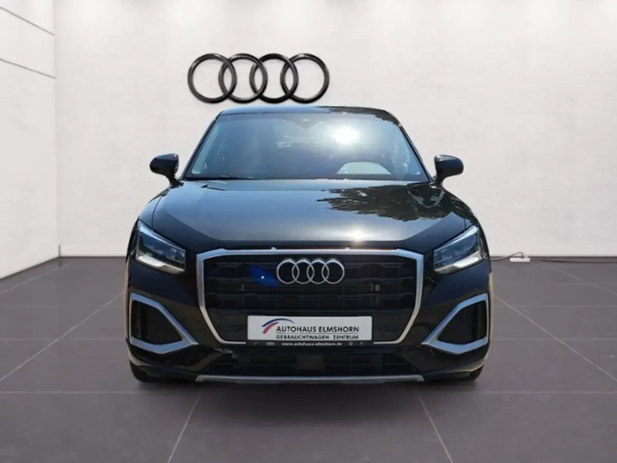 Gebraucht Audi Q2 Advanced Plus 150 PS (110 kW) 2025 Mythosschwarz metallic SUV