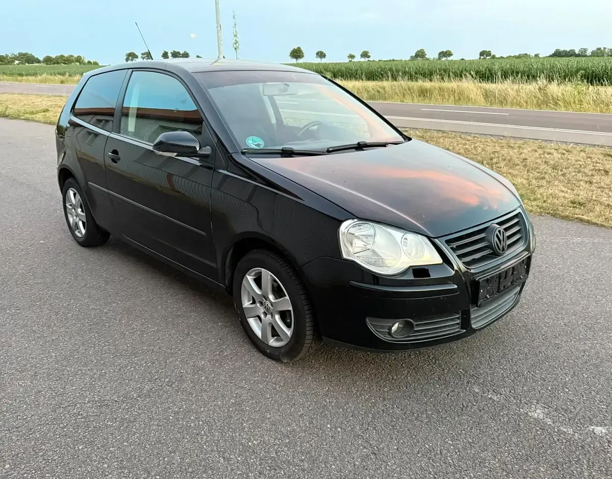 Gebraucht VW Polo 80 PS (58 kW) 2008 Schwarz Kleinwagen