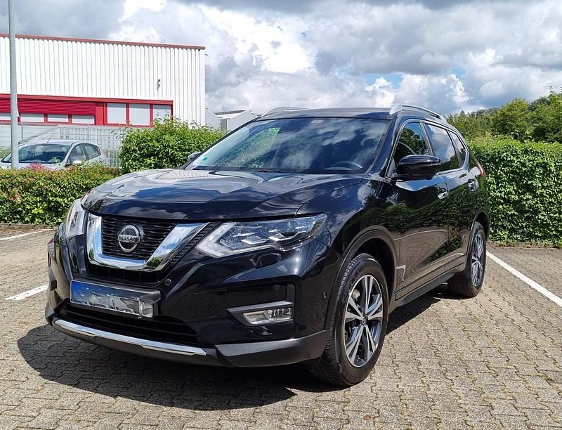 Schwarz Gebraucht 2019 Nissan X-Trail N-Connecta SUV | 19.850 € (Guter Preis) - Bild 1/4