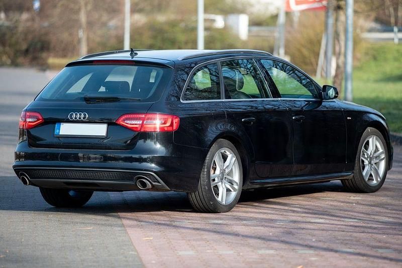 Gebraucht Audi A4 S-Line 204 PS (150 kW) 2014 Schwarz Kombi