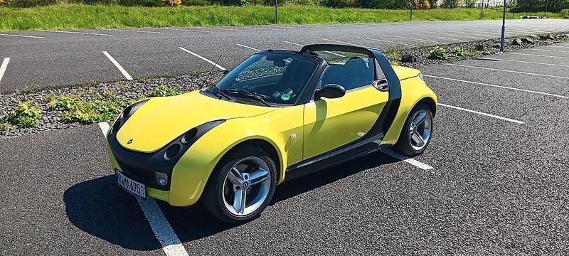 Gelb Gebraucht 2005 Smart Roadster Cabrio | 9.990 € (Teuer) - Bild 1/4