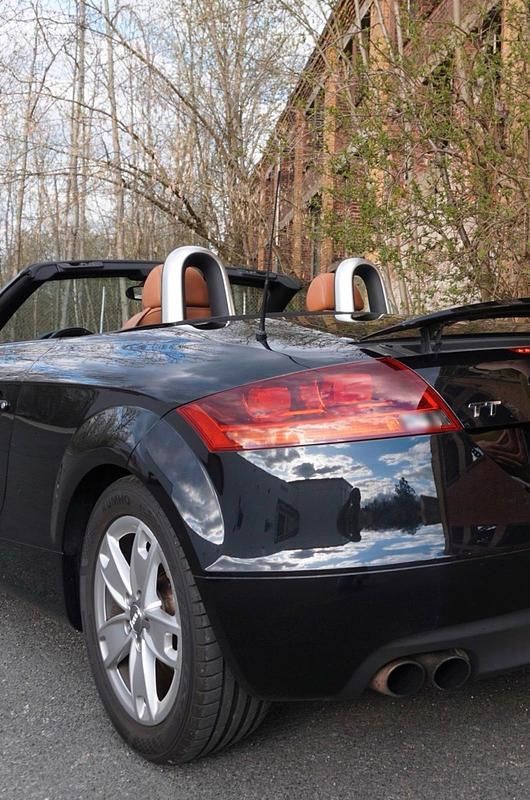 Second-hand Audi TT 200 CP (147 kW) 2007 Negru Coupe