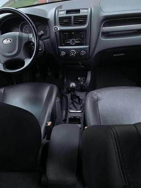 Grau Gebraucht 2010 Kia Ceed Sportswagon Kombi | 4.600 € - Bild 1/4