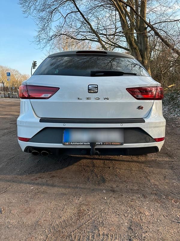 Gebraucht Seat Leon ST FR 188 PS (138 kW) 2017 Weiß Kombi