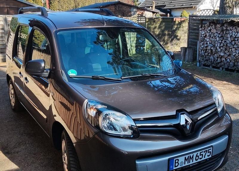 Gebraucht Renault Kangoo LIMITED 114 PS (83 kW) 2018 Braun Van / Kleinbus