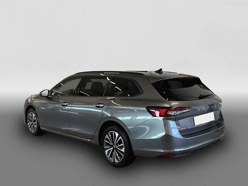 Usata Skoda Superb Selection 265 CV (194 kW) 2025 Grigio Station wagon