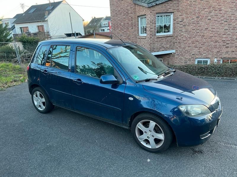 Second-hand Mazda 2 80 CP (58 kW) 2005 Albastru Hatchback