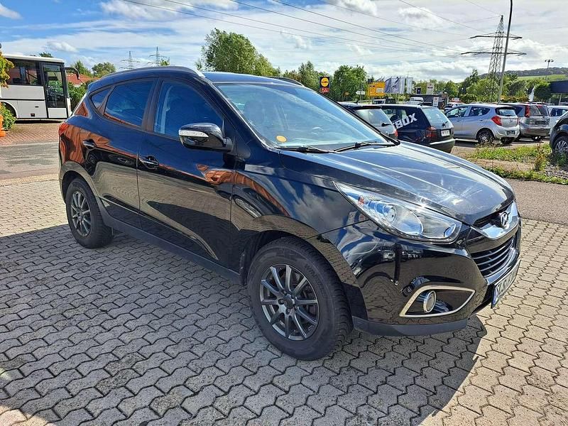 Schwarz Gebraucht 2012 Hyundai ix35 Style SUV | 7.990 € (Fairer Preis) - Bild 1/4