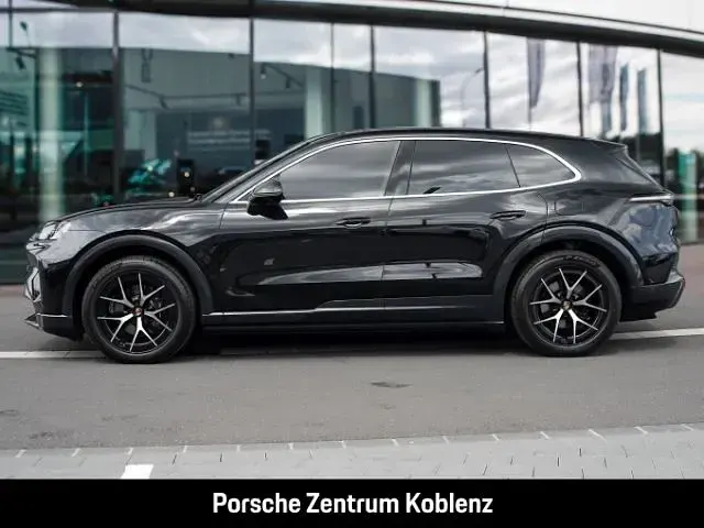 Neu Porsche Cayenne Electric 325 kW (442 PS) 2026 Chromitschwarzmetallic SUV