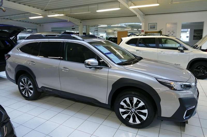 Neu Subaru Outback Platinum 169 PS (124 kW) 2026 Cashmere gold opal metallic Kombi