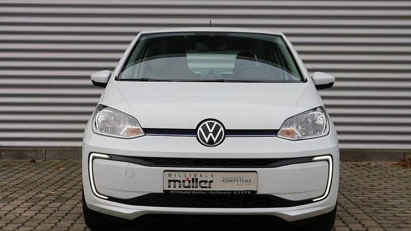 Gebraucht VW e-up! 61 kW (83 PS) 2021 Pure white Kleinwagen