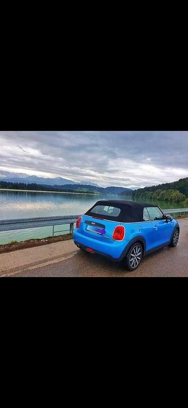 Gebraucht Mini Cooper D Cabriolet 116 PS (85 kW) 2017 Blau Cabrio