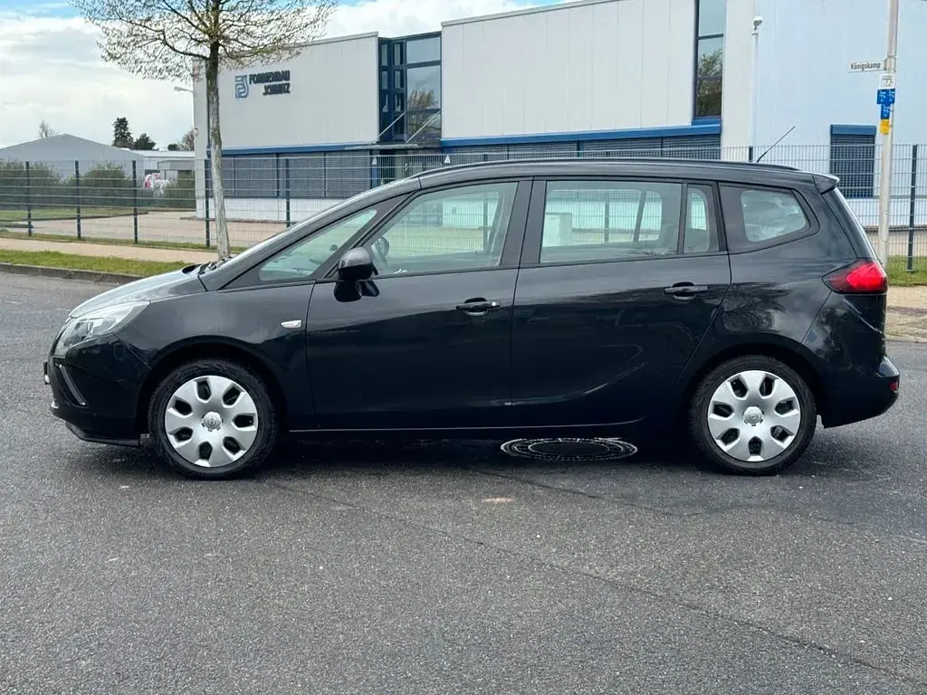 Gebraucht Opel Zafira Tourer Selection 120 PS (88 kW) 2016 Schwarz Van / Kleinbus