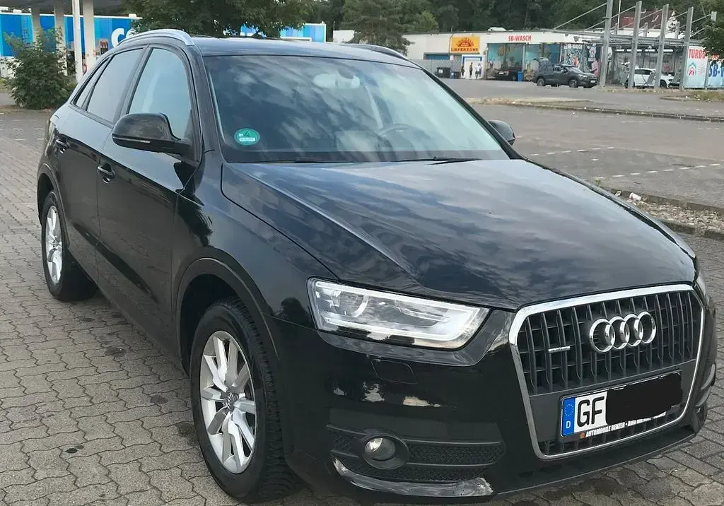 Gebraucht Audi Q3 Ambiente 140 PS (102 kW) 2014 Schwarz SUV