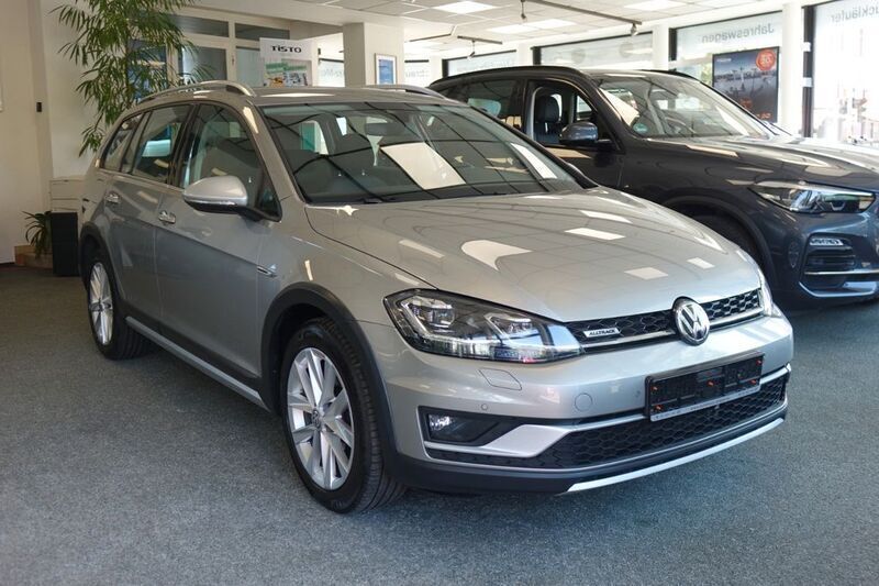 Tungsten silver Gebraucht 2020 VW Golf Alltrack Kombi | 22.999 € (Fairer Preis) - Bild 1/4