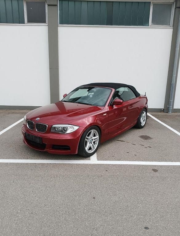 Rot Gebraucht 2013 BMW 135 Cabriolet M Sport Cabrio | 16.800 € (Fairer Preis) - Bild 1/4