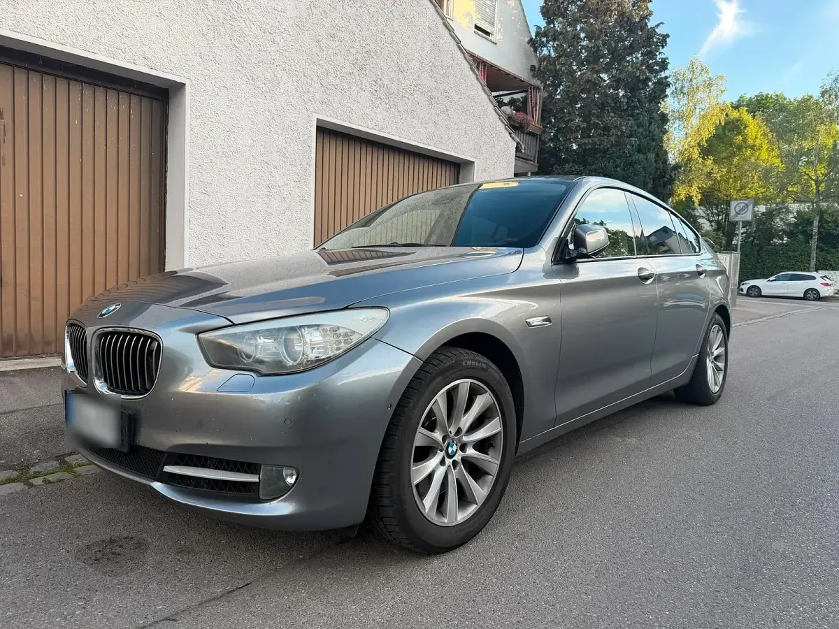 Gebraucht BMW 550 Gran Turismo 408 PS (300 kW) 2009 Grau Coupé